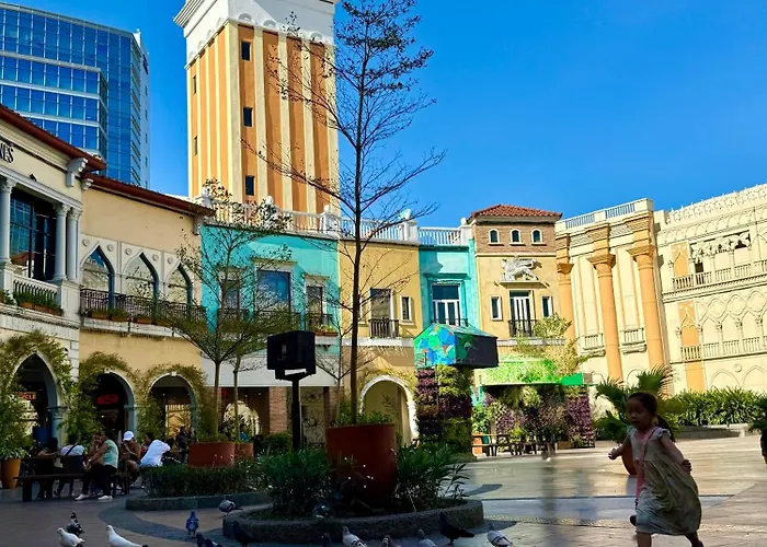 Venice Luxe Glow, Type,pool, Kitchen, Netflix, Canal Mall Access For 3 Guests Only