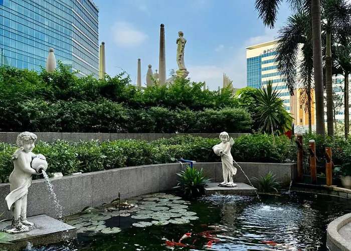 Venice Luxe Glow, Type,pool, Kitchen, Netflix, Canal Mall Access For 3 Guests Only Manila