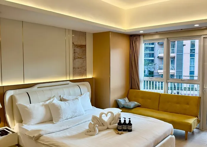 Apartment Venice Luxe Glow, Type,pool, Kitchen, Netflix, Canal Mall Access For 3 Guests Only