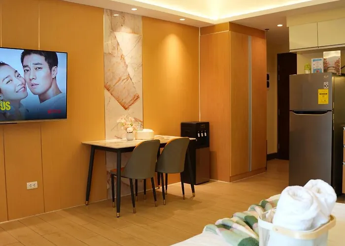 Venice Luxe Glow, Type,pool, Kitchen, Netflix, Canal Mall Access For 3 Guests Only *