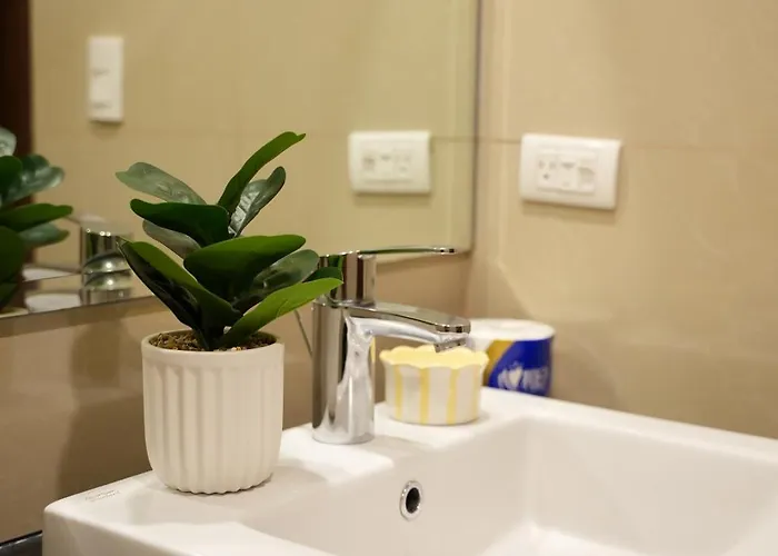Venice Luxe Glow, Type,pool, Kitchen, Netflix, Canal Mall Access For 3 Guests Only