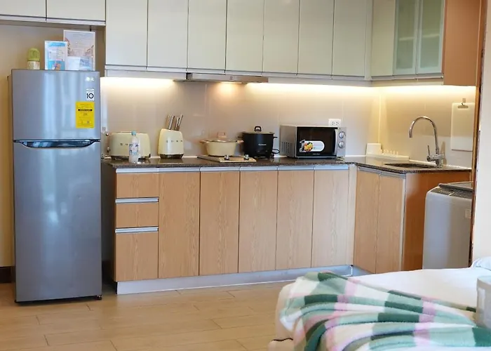 Apartment Venice Luxe Glow, Type,pool, Kitchen, Netflix, Canal Mall Access For 3 Guests Only *
